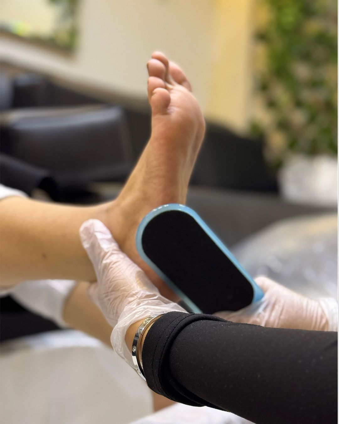 Exfoliación Profunda e Hidratación Intensiva Pies CDMX - Podología Clínica